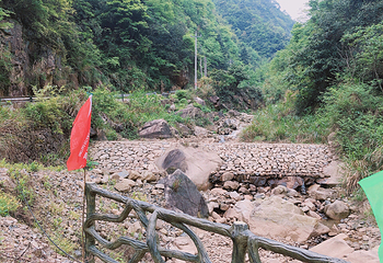 山湾湾激流探险第 18 张图片