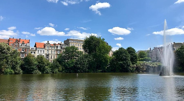 玛丽•路易斯大广场