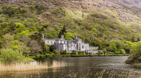 Kylemore教堂和维多利亚庄园