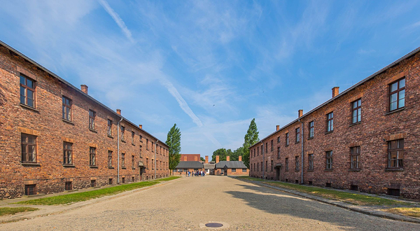 奥斯维辛集中营