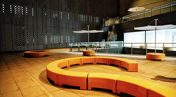 东京都现代美术馆（MOT）