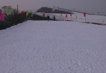 集发滑雪场第 16 张图片