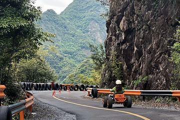 江南独库公路(山野之谷)第 9 张图片