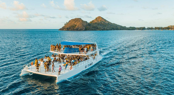 新慕悦游艇俱乐部(万宁店)