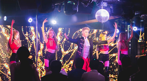 札幌・超级梦幻舞女剧场 