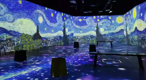 「苏州首展」《永远的梵高》大型沉浸式光影艺术展