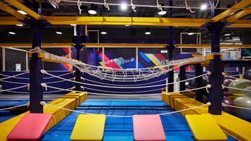 Vaunce弹簧床乐园-三成中心