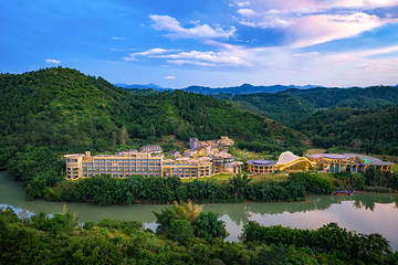 广东虎跳峡生态度假区第 10 张图片