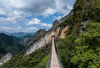 武陵山大裂谷第 10 张图片