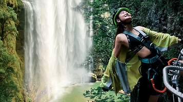 三峡大瀑布·飞拉达