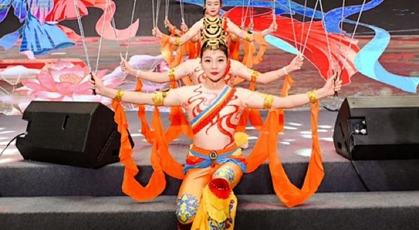 国潮杂技嘉年华