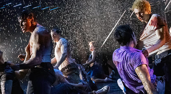 纽约百老汇《异类人》