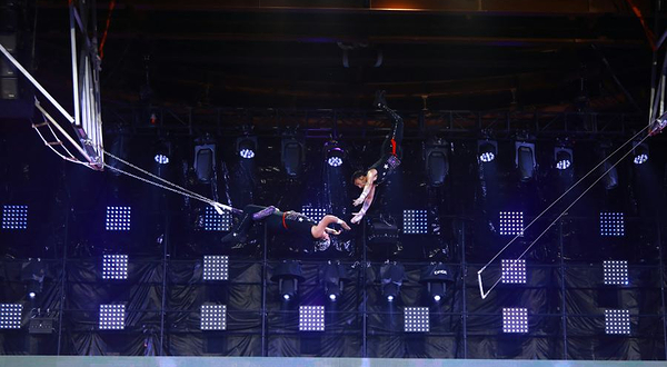 山海间不夜城国际大马戏