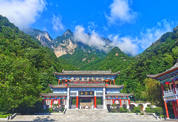 秦岭天竺山生态文化旅游景区第 1 张图片