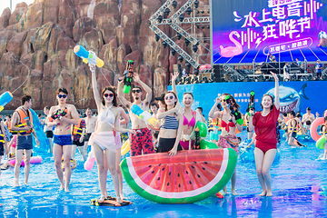 洋沙湖欢乐水世界第 3 张图片