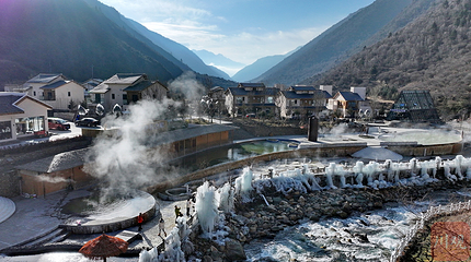 康定雅谷林卡温泉度假区第 6 张图片
