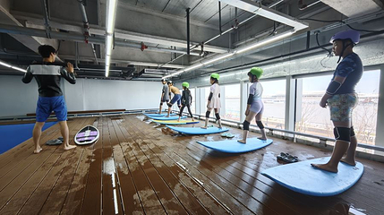 iGOSURFING深水尾波冲浪(海上世界店)第 1 张图片