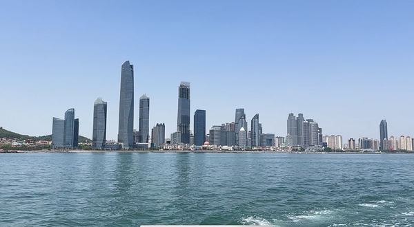 信步·游艇观光海钓轰趴航海俱乐部