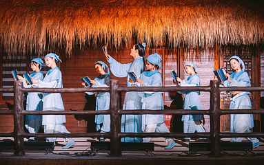 新安江景区《江清月近人》实景演艺第 9 张图片