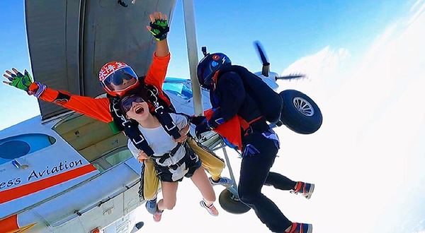 头号玩家太原跳伞基地