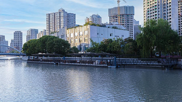 苏州河游览四行仓库码头游船