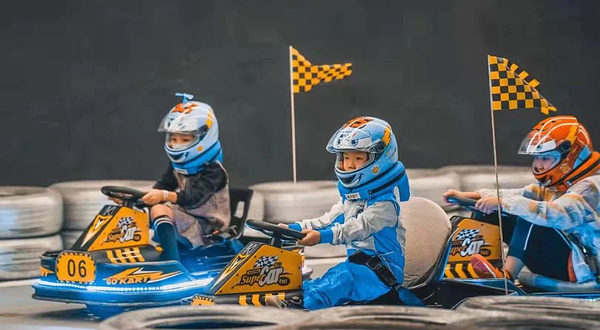 C-137卡丁车俱乐部