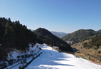 绿水尖室外滑雪场第 4 张图片