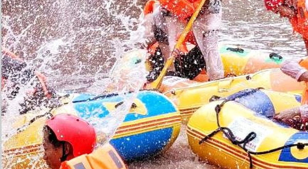 兰州河口漂流淋浴室