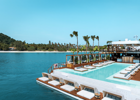 普吉岛YONA海滩俱乐部