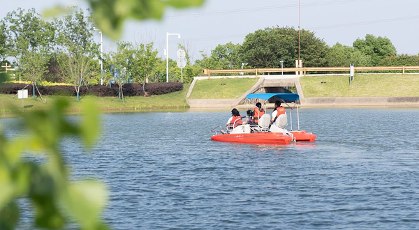 小金鸡湖码头水上项目基地