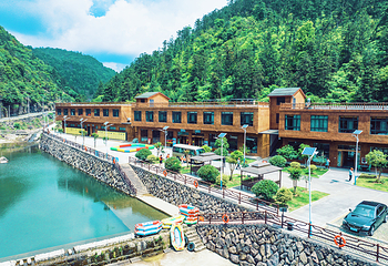 正江山峡谷漂流第 4 张图片