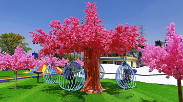 圣名嗨皮小镇亲子乐园