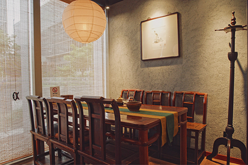 四口曰田非遗火塘烤茶(虹桥机场店)第 3 张图片