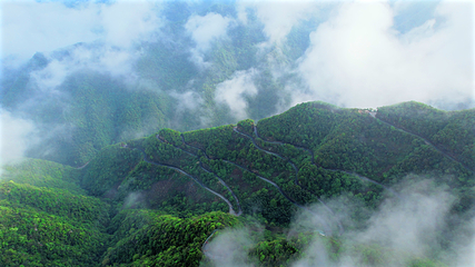 月亮湾鱼鳞坝直升机游览基地第 22 张图片
