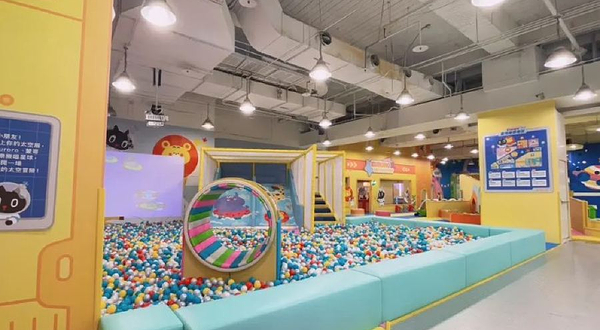 大鲁阁游戏爱乐园-树屋公园 高雄梦时代店