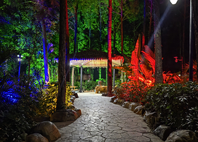 古郡水城汤泉山温泉