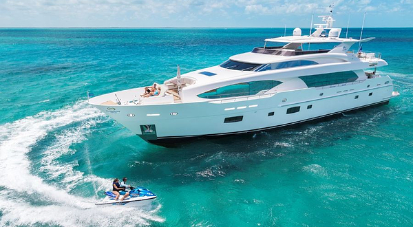 蜂海荟游艇俱乐部