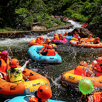 黄腾峡漂流