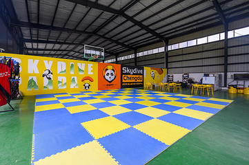 青城山skydive跳伞基地第 4 张图片