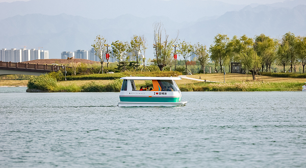 昆明池智能游船