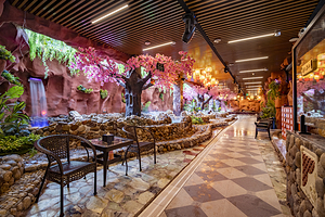 三潮温泉度假小镇(田头何公园店)