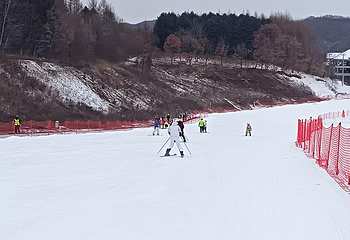 聚隆滑雪场第 6 张图片