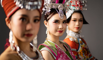 《仰欧桑》大型实景苗族歌舞诗剧演出