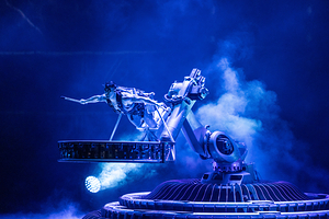 迪拜La Perle水舞秀