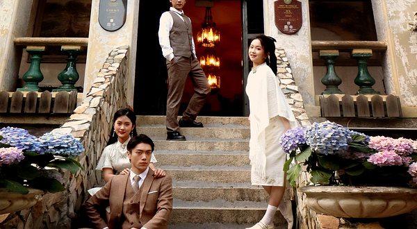 莫奈七点半剧场《曼陀花下》