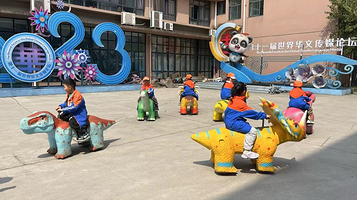 彩灯恐龙-文化示范产业基地