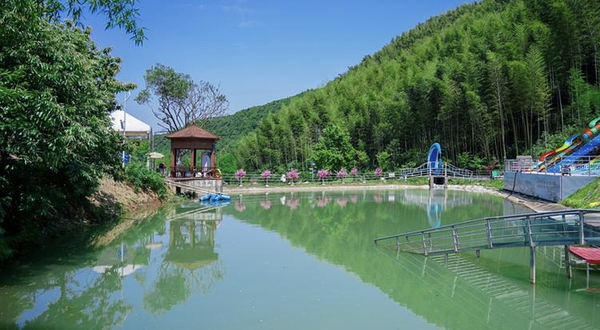 女儿山神奇漂流