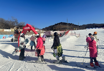 玉龙滑雪场第 6 张图片