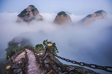 桂林丹霞八角寨景区第 28 张图片