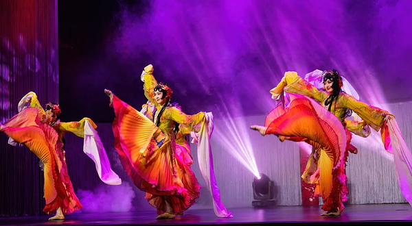 《遇见天府》演出